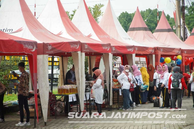 Gelar produk UMKM bazar murah memeriahkan HUT ke-51 Korps Pegawai Republik Indonesia