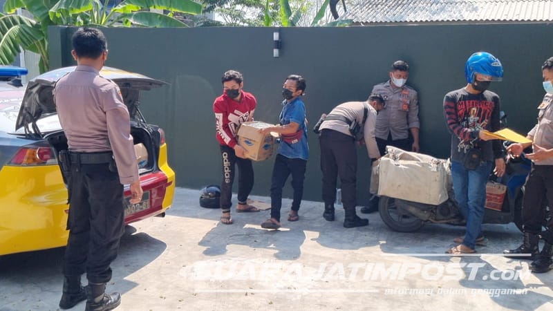 125 botol arak bali diamankan Polres Mojokerto Kota untuk dimusnahkan