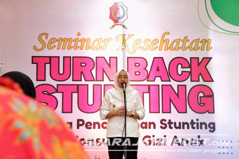 Bupati Bojonegoro Menghadiri Seminar 'Turn Back Stunting' 