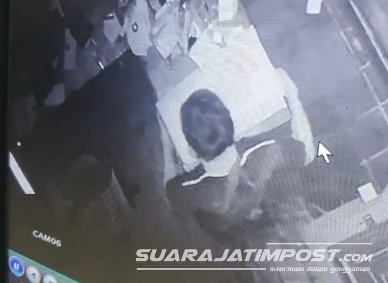 Toko di Banyuwangi Rugi Puluhan Juta Usai Dibobol Maling, Aksinya Terekam CCTV