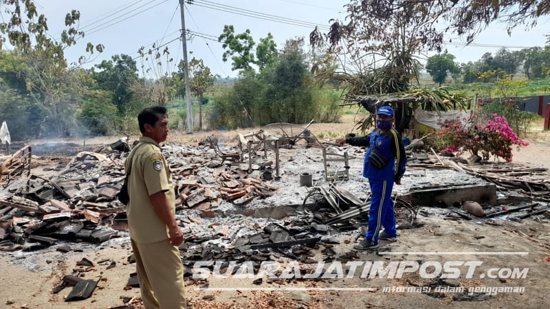 Rumah Semi Permanen Milik Warga Situbondo Ludes Terbakar, Kerugian Ditaksir Rp 35 Juta