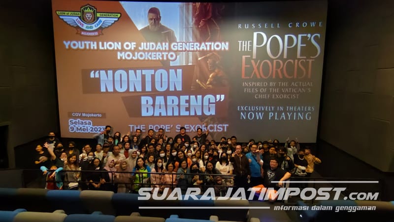Jalin Kebersamaan, Youth Lion of Judah Generation Mojokerto Nobar The Pope's Exorcist