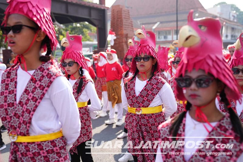 Gerak Jalan Tematik Meriahkan Perayaan HUT ke-78 RI di Kota Mojokerto