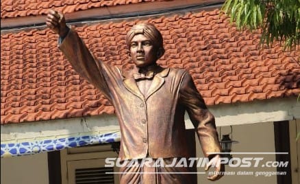Peneliti Sejarah UM Lakukan Penelusuran Sejarah Cita-Cita Masa Kecil Sukarno dari Mojokerto