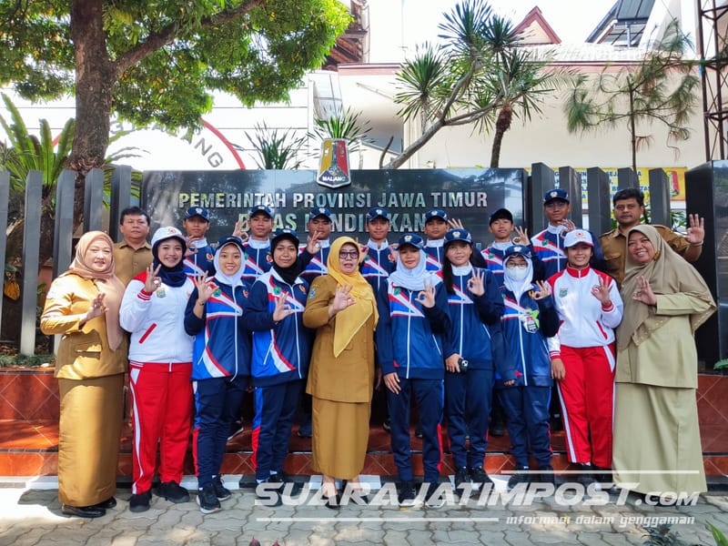 SMA Negeri 3 Kota Malang Lepas Belasan Siswa Ikuti Porprov Jatim VIII